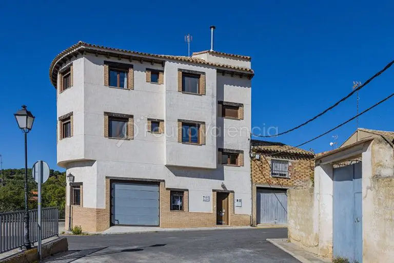 Casa rural en Venta del Moro, Valencia-nl