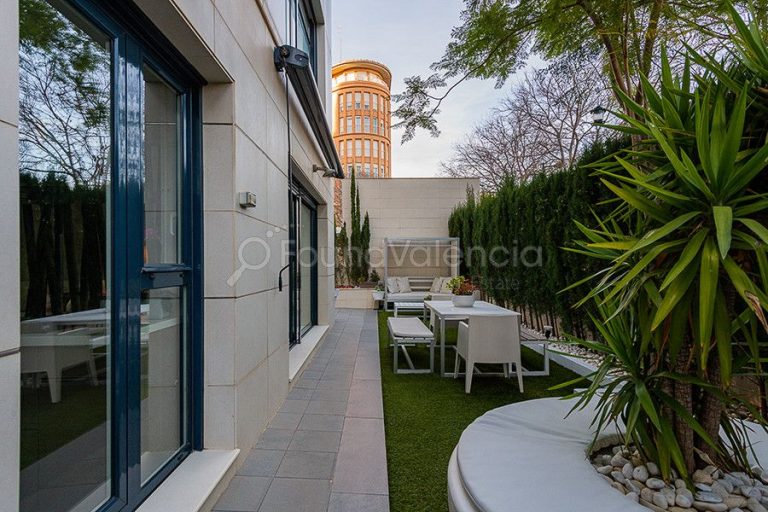 Exclusief en elegant duplex appartement op de begane grond