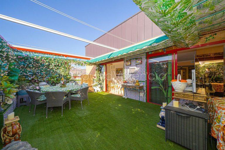 Penthouse te koop in een van de meest prestigieuze gebouwen in Benidorm