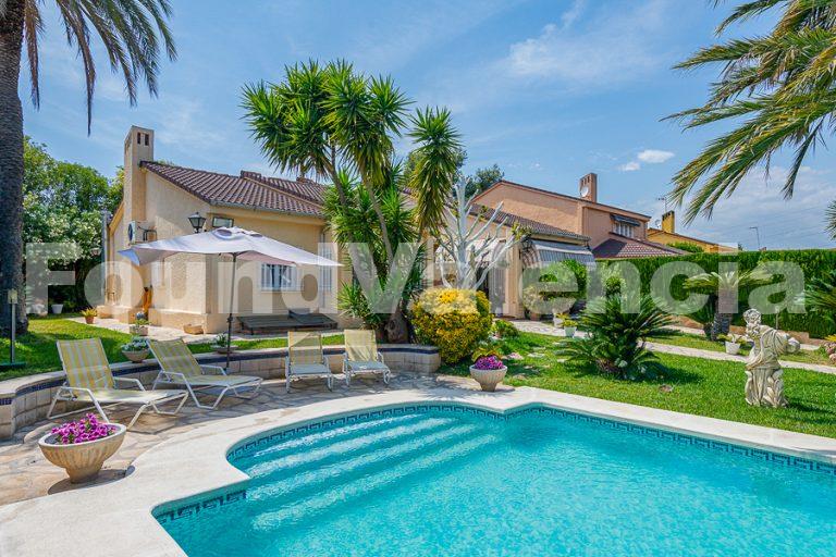 Charmante woning met een uitzonderlijke levenskwaliteit 1 Charmante woning met een uitzonderlijke levenskwaliteit