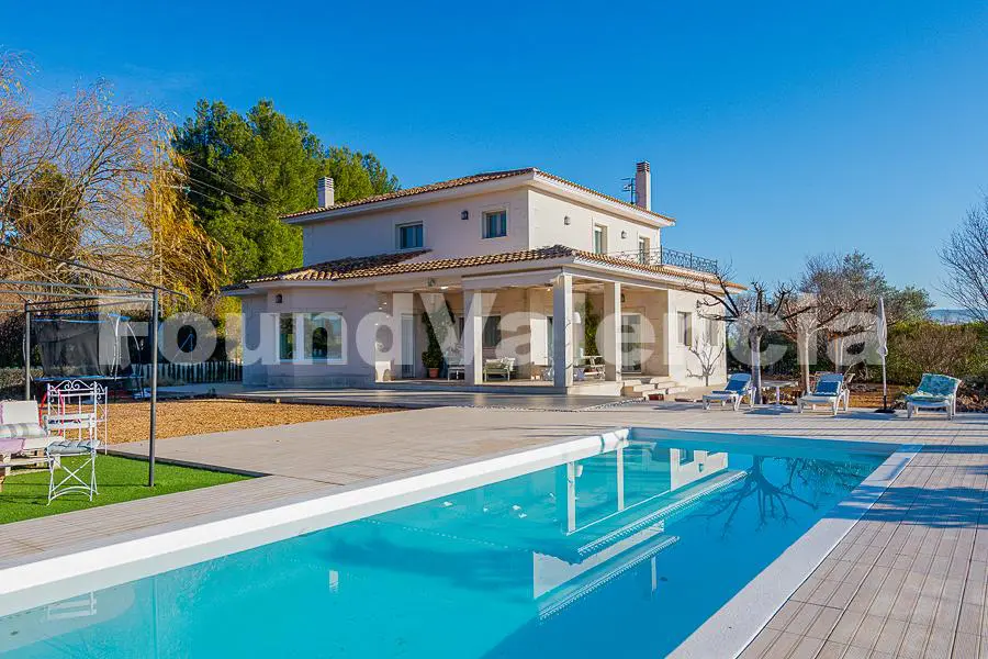 Prachtige villa met prachtig uitzicht in Muro de Alcoy, Alicante