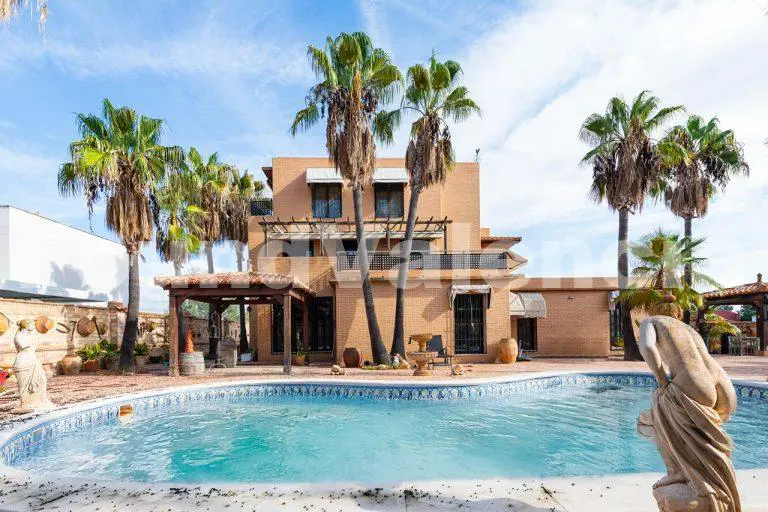 Prachtige en Charmante Woning in Torre en conill, Valencia