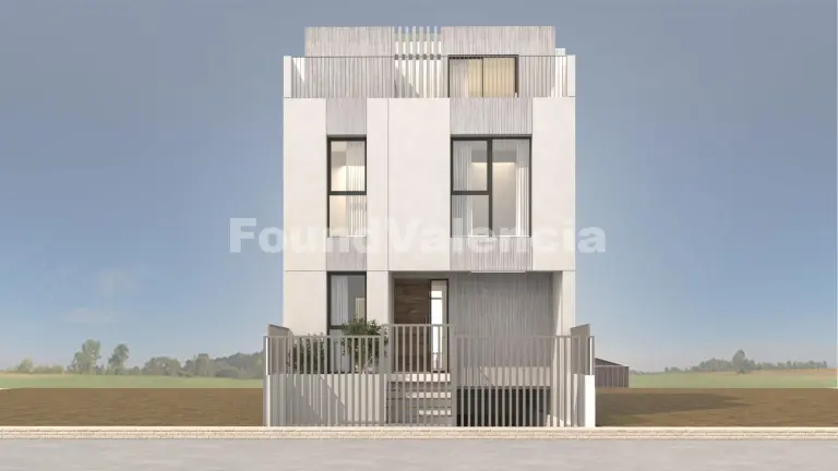 Luxe vrijstaande woning met zwembad en uitzicht