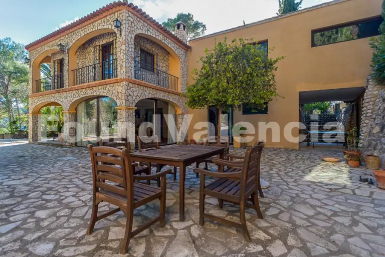 Unieke Rustieke Villa met Zwembad – Xàtiva, Valencia