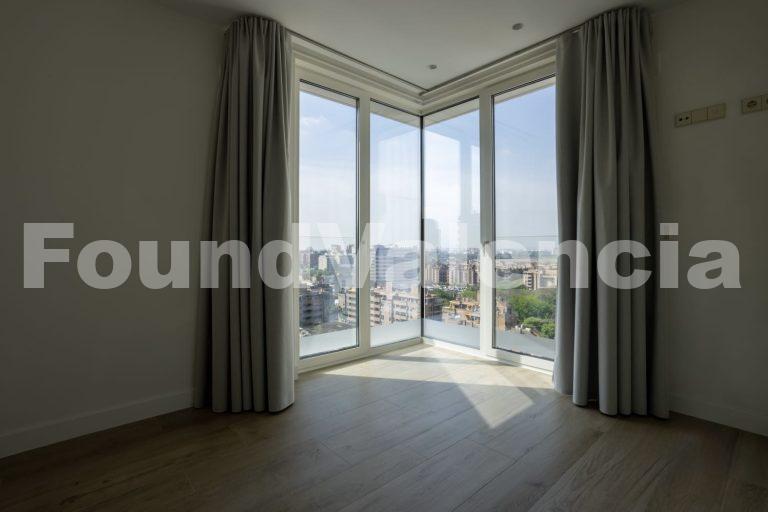 Appartement in een Iconisch Gebouw in Valencia