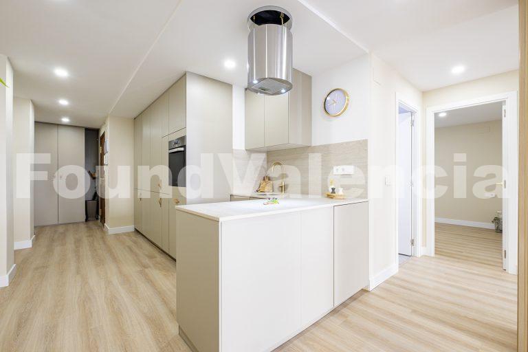 Gloednieuw appartement in El Cabanyal, Valencia