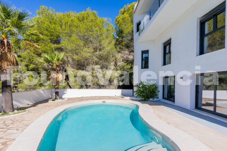 Luxe villa in Altea la Vella met panoramisch uitzicht en uitzonderlijk comfort