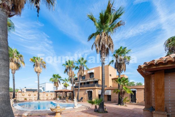 Prachtige en Charmante Woning in Torre en conill, Valencia